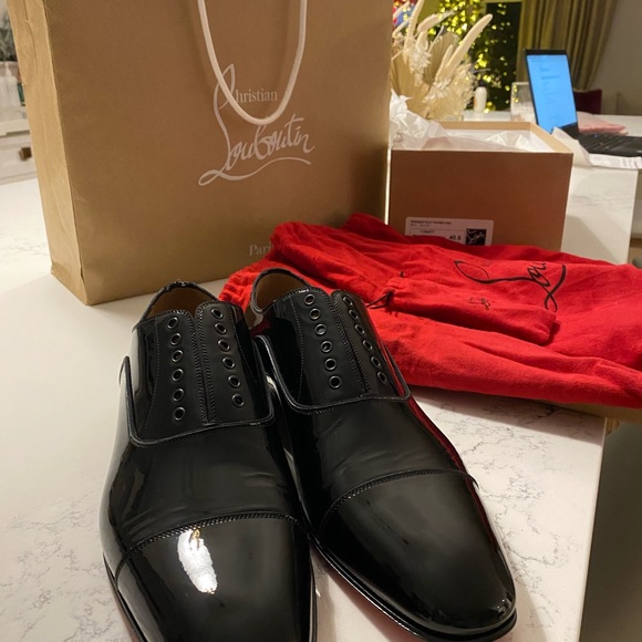 CHRISTIAN LOUBOUTIN GREGGO FLAT DRESS SHOES - Picture 8 of 8